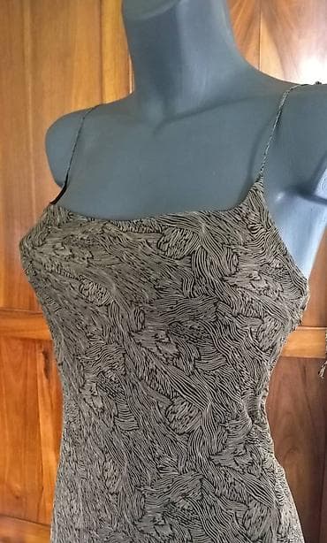 Mango, S Letnja lagana haljina, bretele se podesavaju. Postavljena je na lalafo.rs — 1 Mango, S Letnja lagana haljina, bretele se podesavaju. Postavljena je — 1