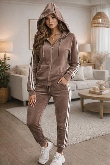 Ženski plišani trenerka-set sa kapuljačom - Dvodelni komplet: gornji na lalafo.rs — 4 Ženski plišani trenerka-set sa kapuljačom - Dvodelni komplet: gornji — 4