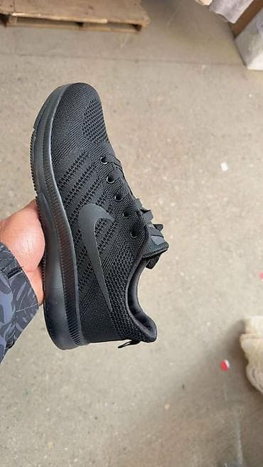 Trainers: Nike patike 47 48 49 50 NOVO Novo Brojevi 47 do 50 Crne 36 do 50 fb at lalafo.rs — 3 Trainers: Nike patike 47 48 49 50 NOVO Novo Brojevi 47 do 50 Crne 36 do 50 fb — 3