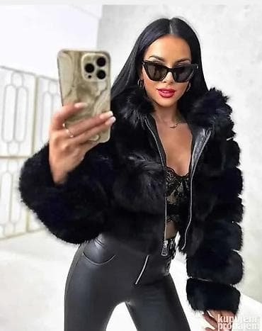 Kratke bundice sa kapuljacom. 🥰🥰🥰 Boje: crna, krem, kamel i plava na lalafo.rs Kratke bundice sa kapuljacom. 🥰🥰🥰 Boje: crna, krem, kamel i plava