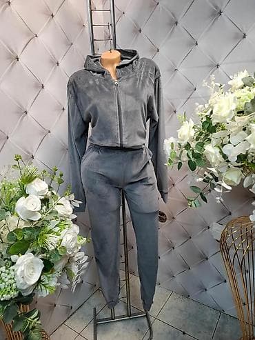 Velicine M/L,XL/XXLŽenski komplet trenerke sa kapuljačom – meki velur na lalafo.rs — 5 Velicine M/L,XL/XXLŽenski komplet trenerke sa kapuljačom – meki velur — 5