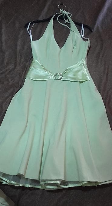 dve suknje po: Haljina u nežno mentol zelenoj boji, idealna za svečane prilike. - na lalafo.rs — 1 dve suknje po: Haljina u nežno mentol zelenoj boji, idealna za svečane prilike. - — 1