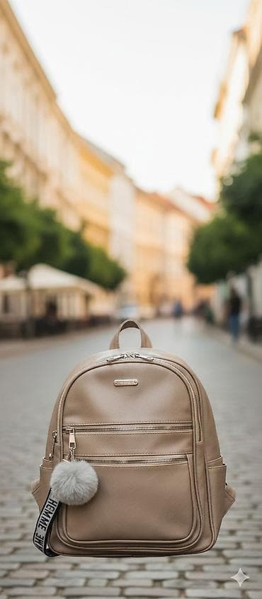 Elegantni bež ranac od eko kože - Materijal: kvalitetna eko koža sa na lalafo.rs Elegantni bež ranac od eko kože - Materijal: kvalitetna eko koža sa