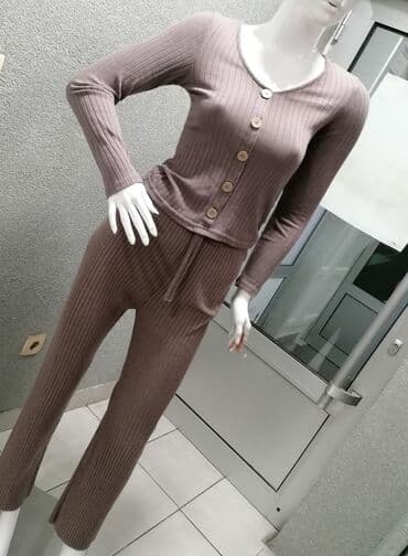 M, Prugasti, bоја - Braon na lalafo.rs M, Prugasti, bоја - Braon