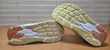 Altra Paradigm 6 (br.39) patike su u odličnom stanju kao što se vidi i na lalafo.rs — 6 Altra Paradigm 6 (br.39) patike su u odličnom stanju kao što se vidi i — 6