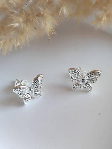 Minđuše na šraf, Materijal: Srebro na lalafo.rs Minđuše na šraf, Materijal: Srebro