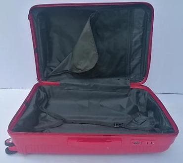 Travel suitcases and bags: Tvrdi kofer na točkićima – crveni - Materijal: čvrsta ABS/plastika sa at lalafo.rs — 1 Travel suitcases and bags: Tvrdi kofer na točkićima – crveni - Materijal: čvrsta ABS/plastika sa — 1