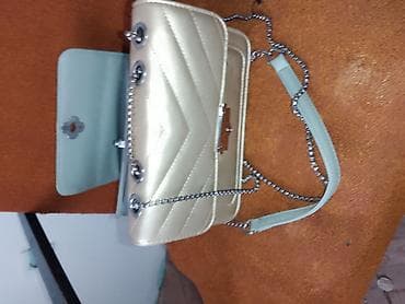 Ženska torbica preko ramena – zlatna - Materijal: veštačka koža sa at lalafo.rs — 5 Ženska torbica preko ramena – zlatna - Materijal: veštačka koža sa — 5