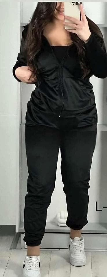 Dvoslojna ženska trenerka – komplet dukserica sa kapuljačom i donji na lalafo.rs — 2 Dvoslojna ženska trenerka – komplet dukserica sa kapuljačom i donji — 2