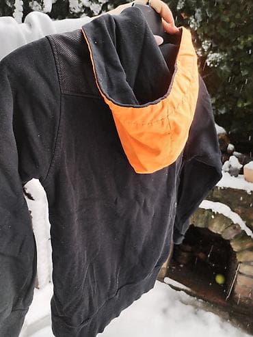 Nike gornji deo trenerke vel 6,super ocuvana na lalafo.rs — 3 Nike gornji deo trenerke vel 6,super ocuvana — 3