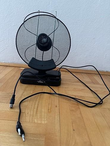 Model KETTZ Antena za TV DT-K028 00K028 Tip: Unutrašnja Stanice na lalafo.rs Model KETTZ Antena za TV DT-K028 00K028 Tip: Unutrašnja Stanice