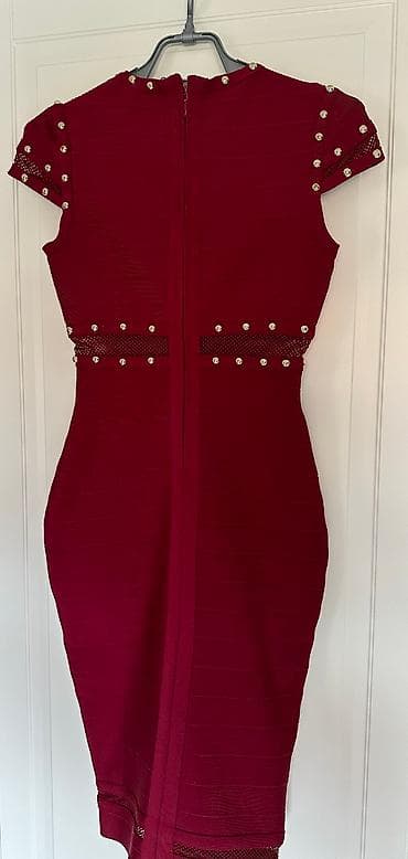 divide haljina tunika: Crvena elasticna haljina.
Velicina S-M.
Elasticna haljina, i bas at lalafo.rs — 3 divide haljina tunika: Crvena elasticna haljina.
Velicina S-M.
Elasticna haljina, i bas — 3