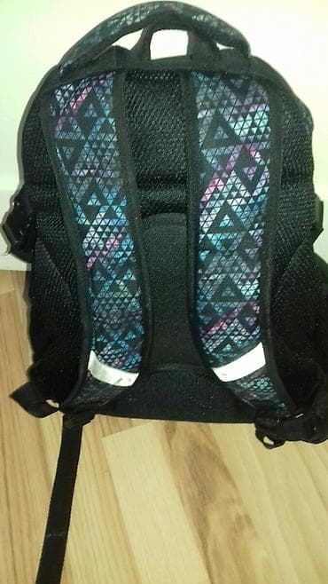 Conectov ranac u super stanju.
Cena 800din na lalafo.rs — 4 Conectov ranac u super stanju.
Cena 800din — 4