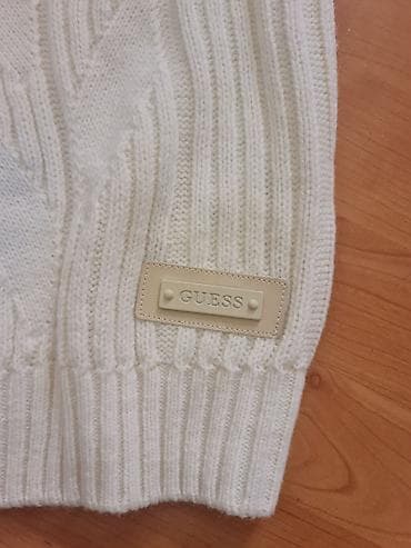 Guess dzemper.original novi. vel. XL na lalafo.rs — 2 Guess dzemper.original novi. vel. XL — 2