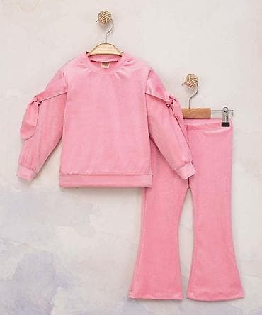 Dečiji komplet trenerke – roze somot/velur - Dvodijelni set: bluza i na lalafo.rs Dečiji komplet trenerke – roze somot/velur - Dvodijelni set: bluza i