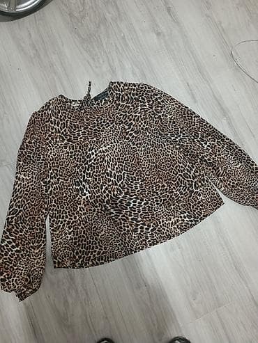 Ženska bluza sa leopard printom – Reserved - Brend: Reserved - na lalafo.rs Ženska bluza sa leopard printom – Reserved - Brend: Reserved -
