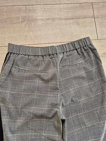 Reserved pantalone prelepe jednom nosene vel 36 na lalafo.rs — 3 Reserved pantalone prelepe jednom nosene vel 36 — 3