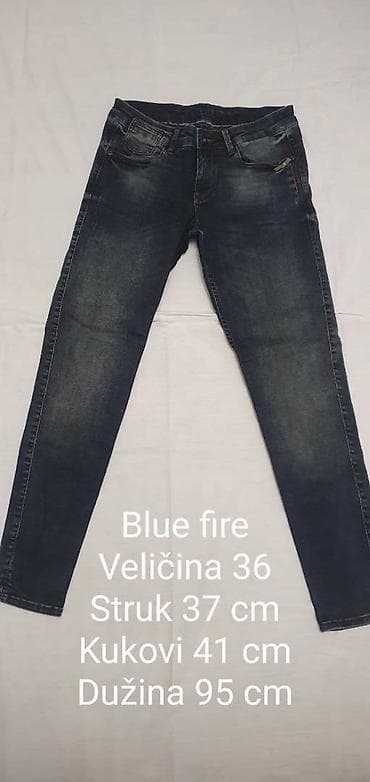 Farke u odličnom stanju. M veličina. Za dodatne informacije i mere na lalafo.rs — 1 Farke u odličnom stanju. M veličina. Za dodatne informacije i mere — 1