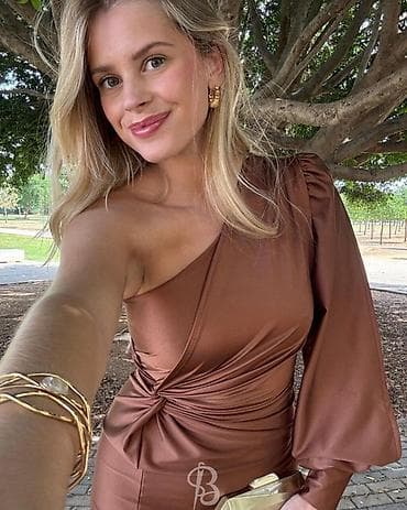 💫Elegantna duga haljina na jedno rame
2800 din
Uni velicina na lalafo.rs — 3 💫Elegantna duga haljina na jedno rame
2800 din
Uni velicina — 3