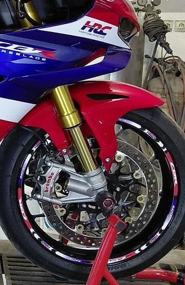 Transport: Honda CBR HRC Trakice za felne - Stikeri za felne - 2627 📌 Opis at lalafo.rs — 2 Transport: Honda CBR HRC Trakice za felne - Stikeri za felne - 2627 📌 Opis — 2