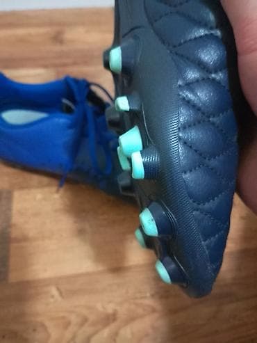 cista koza broj: Fudbalske kopačke – plavo/tamno siva kombinacija - Tip: kopačke sa at lalafo.rs — 10 cista koza broj: Fudbalske kopačke – plavo/tamno siva kombinacija - Tip: kopačke sa — 10