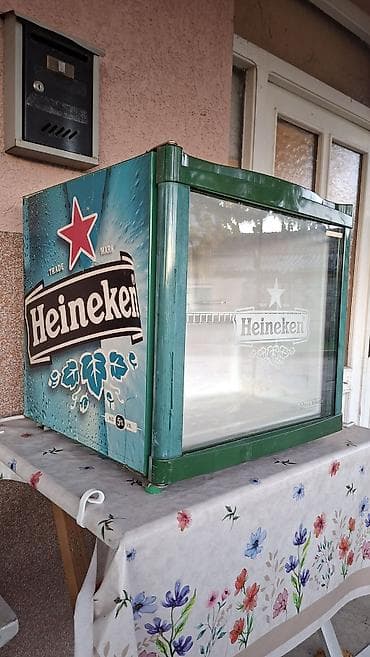 Mini rashladna vitrina Heineken – stoni model - Brendirana rashladna na lalafo.rs — 3 Mini rashladna vitrina Heineken – stoni model - Brendirana rashladna — 3