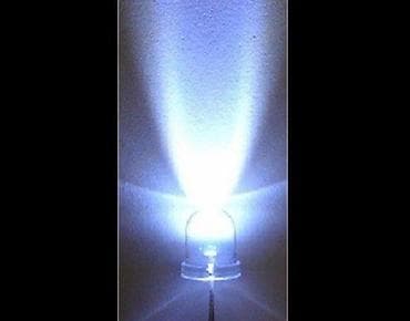 Home & Garden: LED dioda 10 mm – hladno bela, visokog intenziteta - Paket: 10 komada at lalafo.rs — 1 Home & Garden: LED dioda 10 mm – hladno bela, visokog intenziteta - Paket: 10 komada — 1