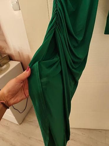 Zelena večernja haljina brenda Blondy, veličina L. NOVO. - Kroj: duga na lalafo.rs — 4 Zelena večernja haljina brenda Blondy, veličina L. NOVO. - Kroj: duga — 4