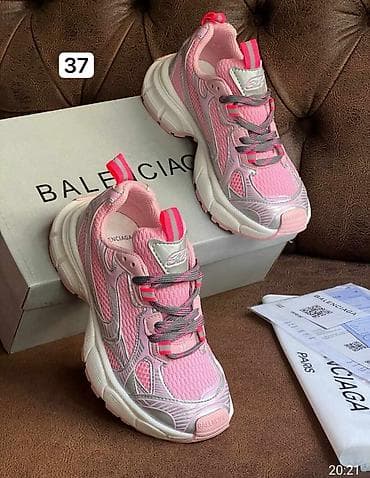 Brojevi na slikama
4200 dinp na lalafo.rs — 3 Brojevi na slikama
4200 dinp — 3