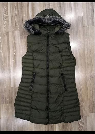 Ženska dugačká zimska prsluk-jakna sa kapuljačom i krznom - Model at lalafo.rs — 1 Ženska dugačká zimska prsluk-jakna sa kapuljačom i krznom - Model — 1