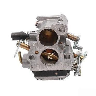 Karburator je komponenta motora izrađena od metala, dizajnirana za na lalafo.rs Karburator je komponenta motora izrađena od metala, dizajnirana za
