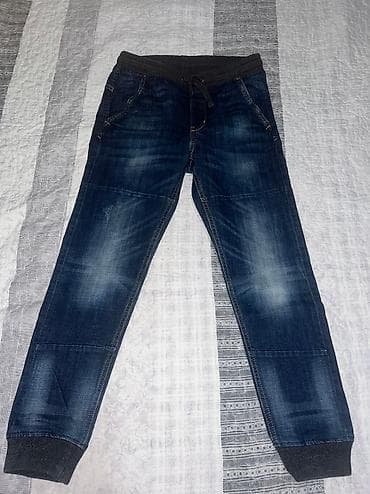 H&M JOGGER pantalone vel.152 11-12 Y
Nošene,super očuvane na lalafo.rs — 1 H&M JOGGER pantalone vel.152 11-12 Y
Nošene,super očuvane — 1
