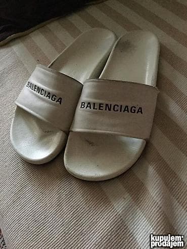 Original BALENCIAGA papuce 42-43 Anatomske 100% koza Djon sirova na lalafo.rs — 1 Original BALENCIAGA papuce 42-43 Anatomske 100% koza Djon sirova — 1