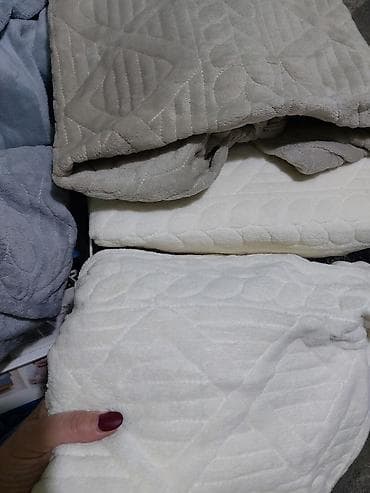 🌟Reljefni vodonepropusni čaršaf na lastiš🌟 🌟Dimenzije-180*200; na lalafo.rs — 1 🌟Reljefni vodonepropusni čaršaf na lastiš🌟 🌟Dimenzije-180*200; — 1