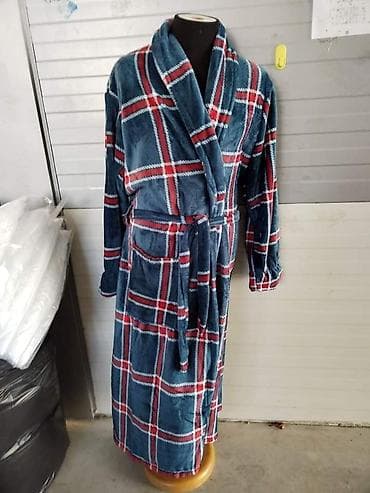 Prelepi bade mantili ponovo na stanju Mekani, topli, prelepi Velicine na lalafo.rs — 10 Prelepi bade mantili ponovo na stanju Mekani, topli, prelepi Velicine — 10