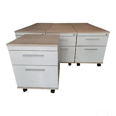Furniture: Ormari, komode i fiokari – idealno za kancelarije i arhive 🗂️ Sive at lalafo.rs — 10 Furniture: Ormari, komode i fiokari – idealno za kancelarije i arhive 🗂️ Sive — 10