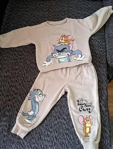 Dečiji komplet trenerke – Reserved, Tom & Jerry, veličina 110 cm na lalafo.rs — 4 Dečiji komplet trenerke – Reserved, Tom & Jerry, veličina 110 cm — 4