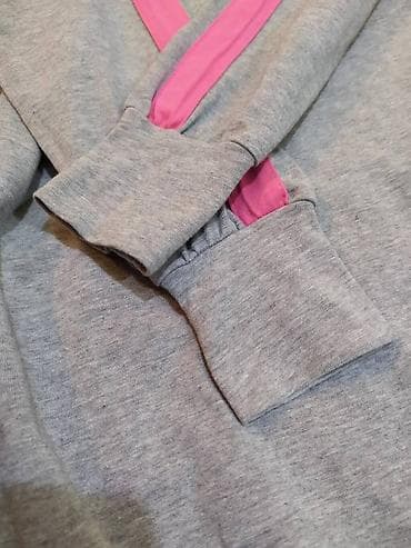 Nike ženski duks sa kapuljačom vel. S Presladak funkcionalan na lalafo.rs — 7 Nike ženski duks sa kapuljačom vel. S Presladak funkcionalan — 7