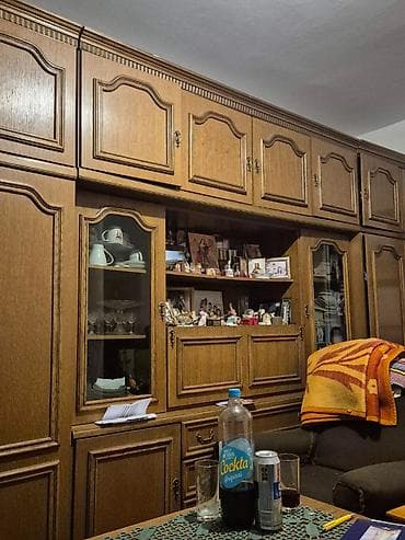 cepaci za drva: Regal na prodaju. Izrađen od slavonskog hrasta, očuvan, bez vidljivih na lalafo.rs — 1 cepaci za drva: Regal na prodaju. Izrađen od slavonskog hrasta, očuvan, bez vidljivih — 1