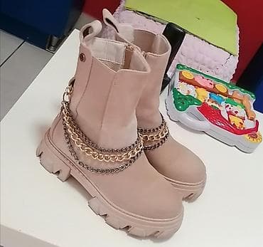 Predivne br 38
Vrlo malo nošene
Kao nove
Povoljno at lalafo.rs — 2 Predivne br 38
Vrlo malo nošene
Kao nove
Povoljno — 2