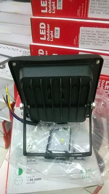 Led reflektor slim 20w. opis u izradi. ✨ . cena:700-800din at lalafo.rs — 1 Led reflektor slim 20w. opis u izradi. ✨ . cena:700-800din — 1