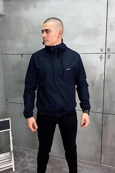 Muška lagana jakna sa kapuljačom M L XL 2XL - Model: sportska vetrovka na lalafo.rs Muška lagana jakna sa kapuljačom M L XL 2XL - Model: sportska vetrovka