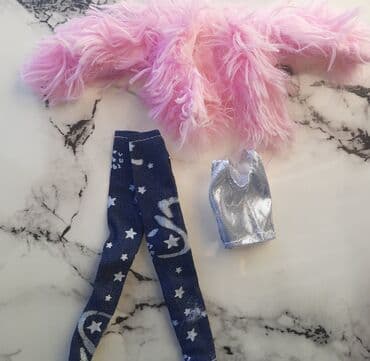 Garderoba za lutke: Odelce za lutke ili barbike. Slanje poštom. - Postekspres - CC paket na lalafo.rs — 1 Garderoba za lutke: Odelce za lutke ili barbike. Slanje poštom. - Postekspres - CC paket — 1