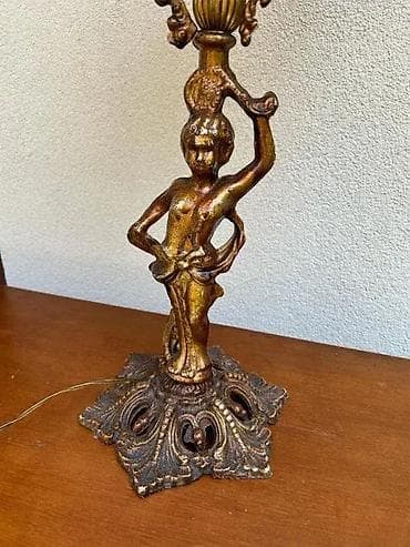 Stilska lampa sa figurom - MOGUĆ PREVOZ U dobrom stanju 💡 Kao na na lalafo.rs — 3 Stilska lampa sa figurom - MOGUĆ PREVOZ U dobrom stanju 💡 Kao na — 3