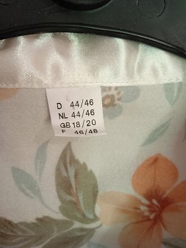 pantalone butiku ali: Satenske kućne haljine/kimono ogrtači - Materijal: glatka, sjajna na lalafo.rs — 7 pantalone butiku ali: Satenske kućne haljine/kimono ogrtači - Materijal: glatka, sjajna — 7