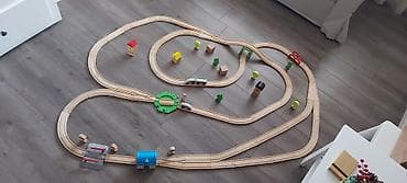 Drveni vozić, očuvano, sastoji se iz više kompleta Ikea Lilabo na lalafo.rs — 2 Drveni vozić, očuvano, sastoji se iz više kompleta Ikea Lilabo — 2