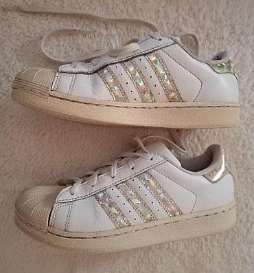 Adidas superstar original patike za devojčice veličina 35 ug 21.5 cm na lalafo.rs — 8 Adidas superstar original patike za devojčice veličina 35 ug 21.5 cm — 8