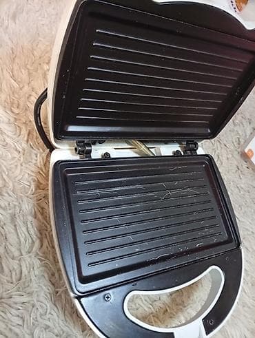 Toster/roštilj aparat za sendviče – FIRST Austria - Model: FIRST at lalafo.rs — 1 Toster/roštilj aparat za sendviče – FIRST Austria - Model: FIRST — 1