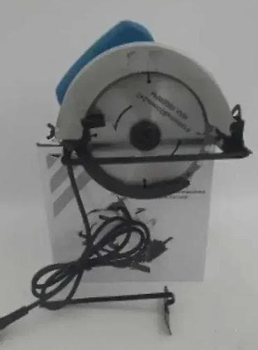 Makita ručni cirkular 5806B 🔨🌀 Novo u pakovanju! 📦 Snaga: 220V 1050W na lalafo.rs — 2 Makita ručni cirkular 5806B 🔨🌀 Novo u pakovanju! 📦 Snaga: 220V 1050W — 2