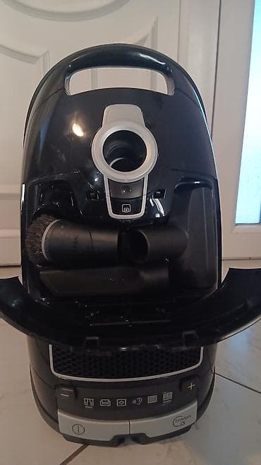 ⬛️Miele Complete C3 PowerLine – Usisivač (kao nov) ▪️Prodajem vrhunski na lalafo.rs — 2 ⬛️Miele Complete C3 PowerLine – Usisivač (kao nov) ▪️Prodajem vrhunski — 2